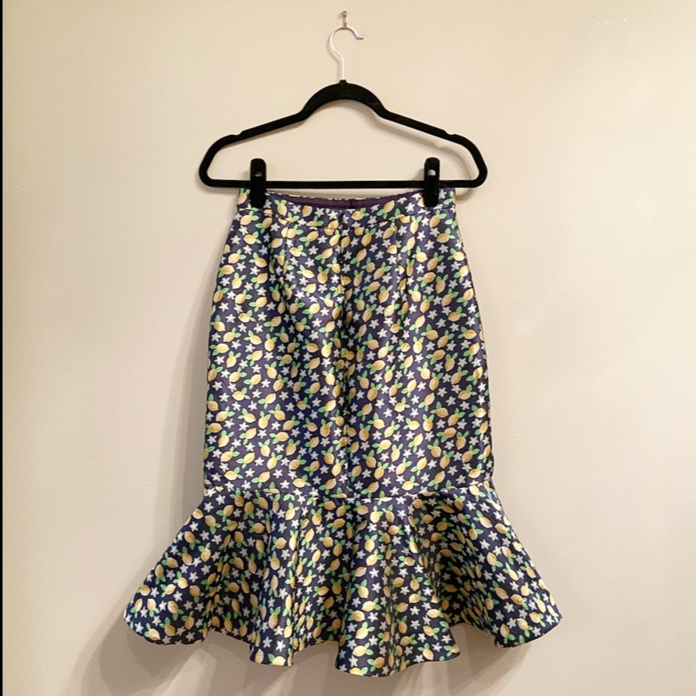 J. Crew Jacquard Lemon and Floral Trumpet Skirt, Size 4 - Picture 5 of 13